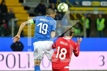 2019-03-26 - Bonucci anticipa Hasler - QUALIFICAZIONI EUROPEI 2020 - ITALIA VS LIECHTENSTEIN - UEFA EUROPEAN - SOCCER